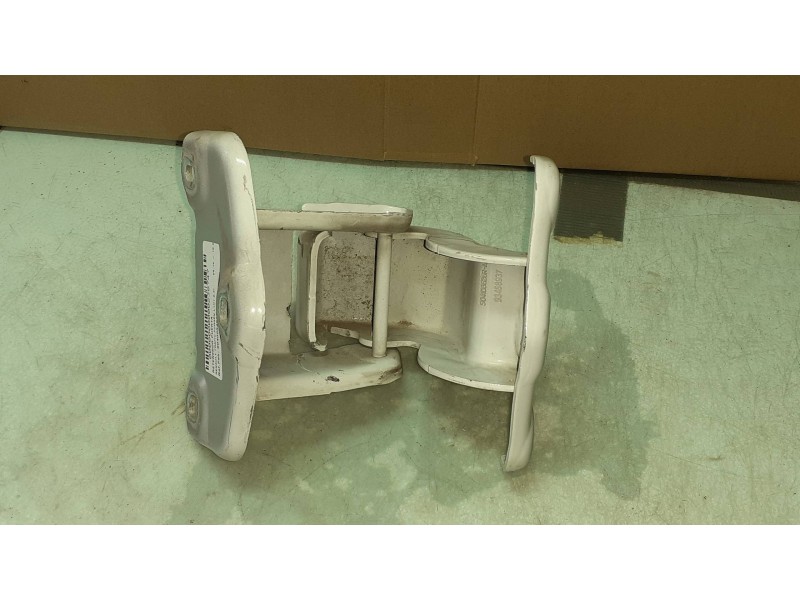 Recambio de retenedor puerta para renault trafic furgón l1h1 2,7t referencia OEM IAM 904005453R 93458937 BISAGRA TRASERA