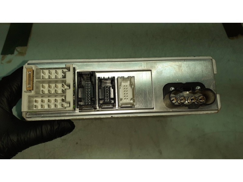 Recambio de sistema audio / radio cd para mercedes-benz clase s (w220) berlina 500 (220.075) referencia OEM IAM   RECEPTOR TV