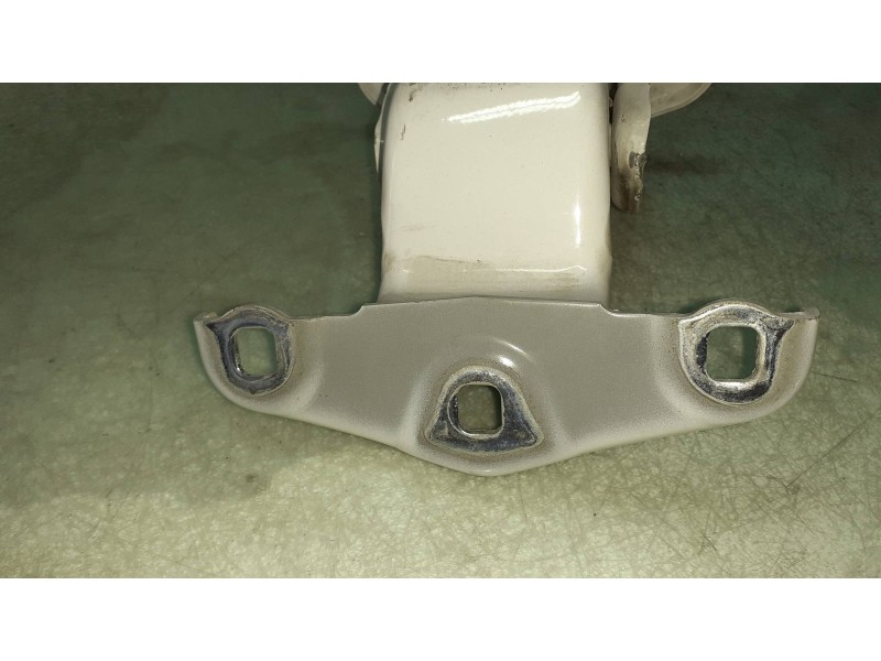 Recambio de retenedor puerta para renault trafic furgón l1h1 2,7t referencia OEM IAM 904005453R 93458937 BISAGRA TRASERA