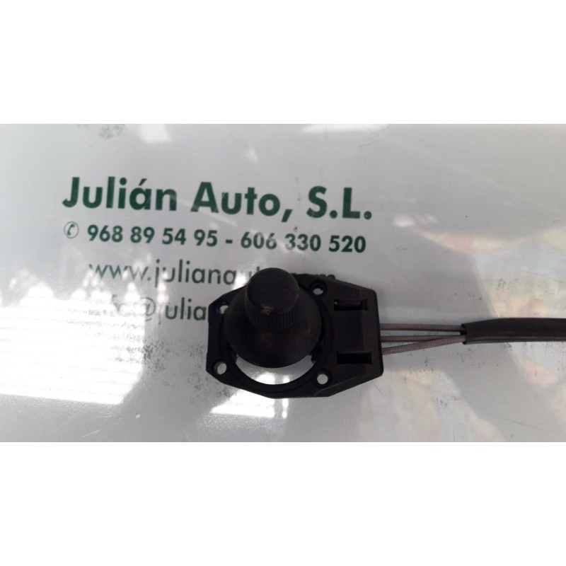 Recambio de retrovisor derecho para seat cordoba berlina (6l2) stella referencia OEM IAM 836194  MANUAL