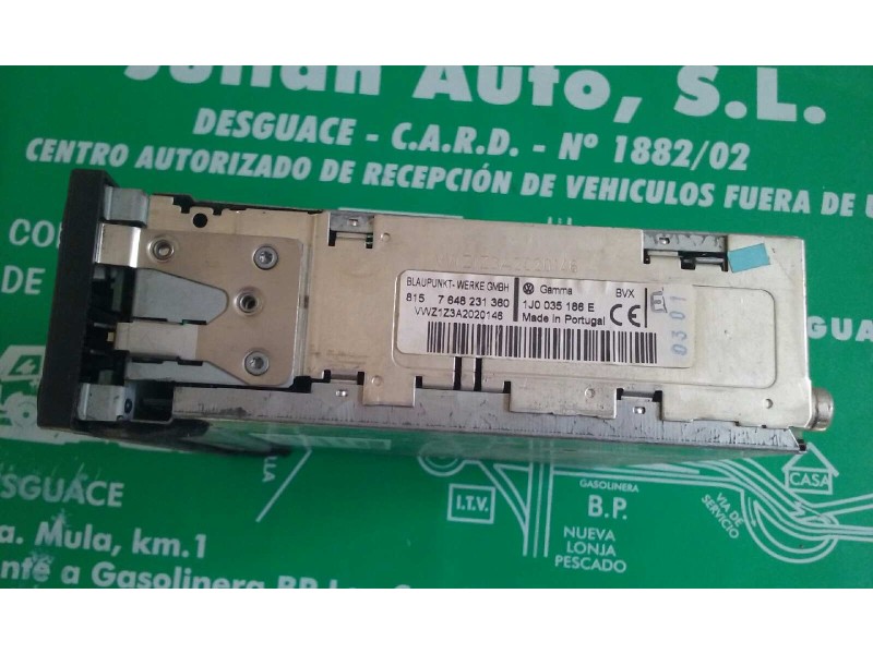 Recambio de sistema audio / radio cd para volkswagen passat berlina (3b3) comfortline referencia OEM IAM 1J0035186E  BLAUPUNKT