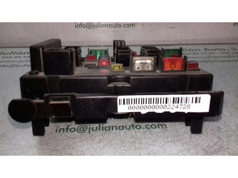 Recambio de caja reles / fusibles para peugeot 307 (s1) xr referencia OEM IAM 9643538180 BSM B2 DELPHI
