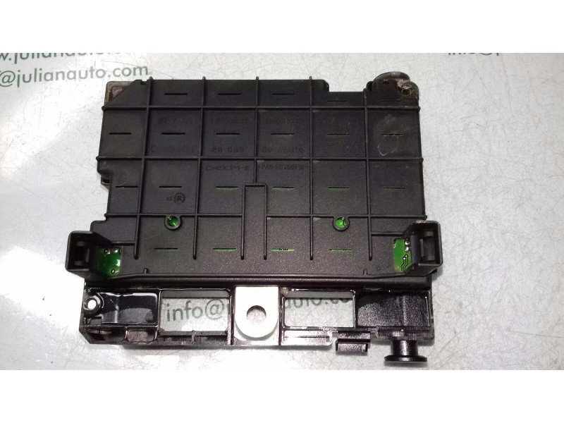 Recambio de caja reles / fusibles para peugeot 307 (s1) xr referencia OEM IAM 9643538180 BSM B2 DELPHI