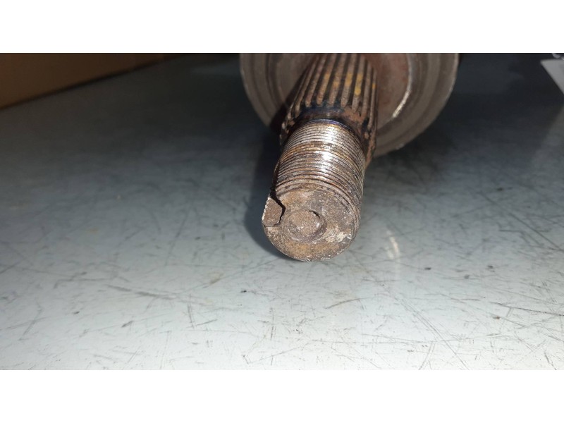 Recambio de transmision delantera derecha para toyota yaris live referencia OEM IAM 8250130595012 43410D180G 