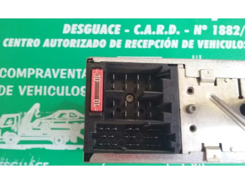 Recambio de sistema audio / radio cd para volkswagen passat berlina (3b3) referencia OEM IAM 1J0035186E  BLAUPUNKT
