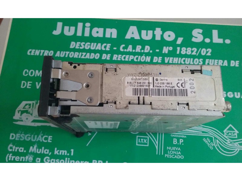 Recambio de sistema audio / radio cd para volkswagen passat berlina (3b3) referencia OEM IAM 1J0035186E  BLAUPUNKT