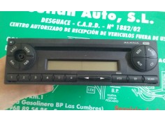 Recambio de sistema audio / radio cd para seat ibiza (6l1) fresh referencia OEM IAM 6L0035186C ALANA MP3 GRUNDIG