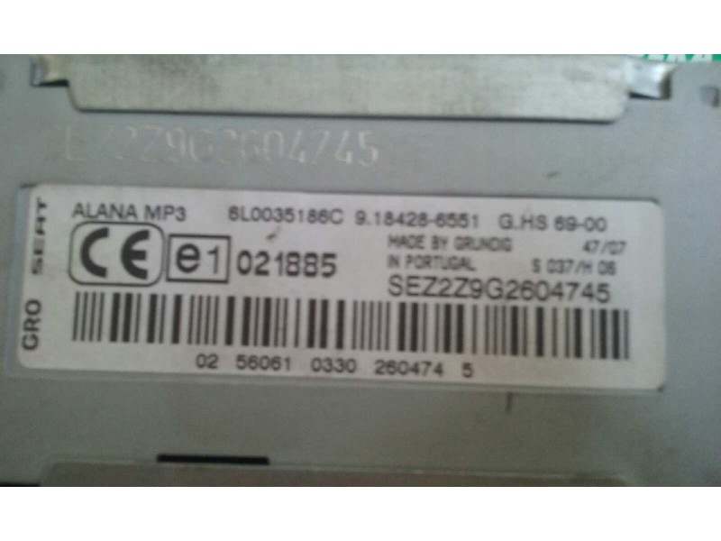 Recambio de sistema audio / radio cd para seat ibiza (6l1) fresh referencia OEM IAM 6L0035186C ALANA MP3 GRUNDIG