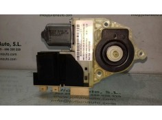 Recambio de motor elevalunas delantero derecho para citroen c4 berlina vtr plus referencia OEM IAM 9681575880 964880100 BROSE