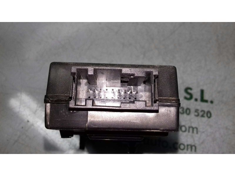 Recambio de modulo electronico para citroen c4 berlina vtr plus referencia OEM IAM 9664023680 281203257A JOHNSON CONTROLS