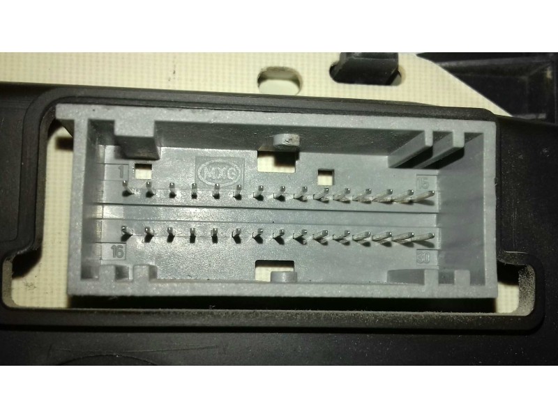 Recambio de cuadro instrumentos para renault kangoo (f/kc0) alize referencia OEM IAM P8200176652B 216717653 SAGEM