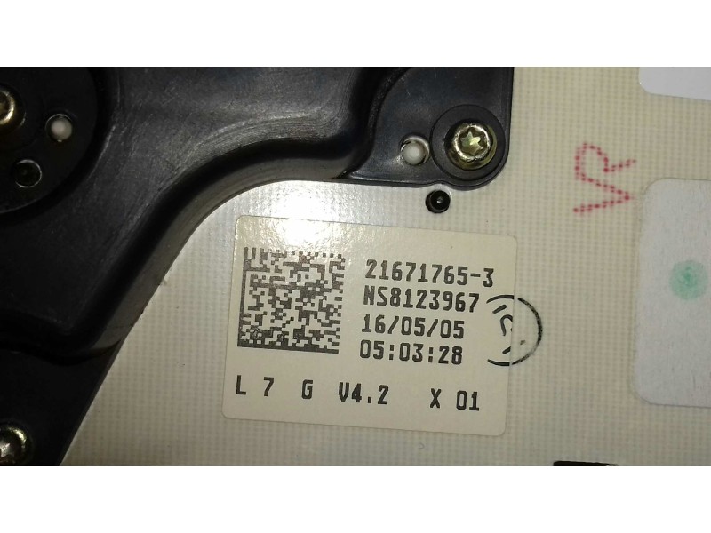 Recambio de cuadro instrumentos para renault kangoo (f/kc0) alize referencia OEM IAM P8200176652B 216717653 SAGEM