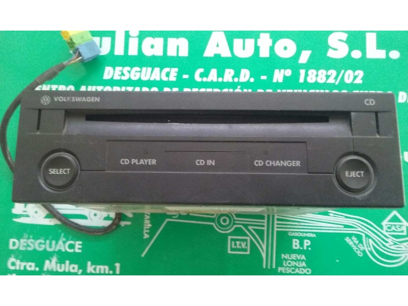 Recambio de sistema audio / radio cd para volkswagen golf iv berlina (1j1) básico referencia OEM IAM  CARGADOR CD 
