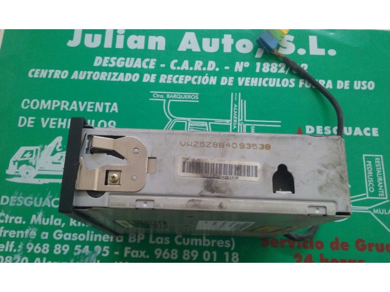 Recambio de sistema audio / radio cd para volkswagen golf iv berlina (1j1) básico referencia OEM IAM  CARGADOR CD 