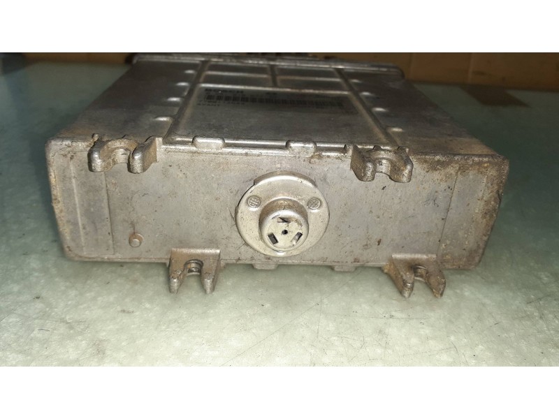 Recambio de centralita motor uce para renault megane i scenic (ja0) 1.9 d kaleido referencia OEM IAM 0281010077 7700114644 BOSCH