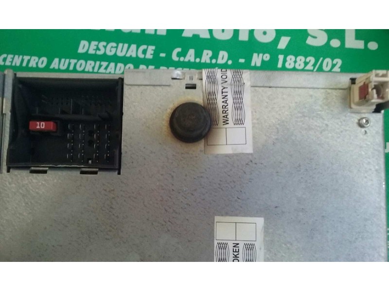 Recambio de sistema audio / radio cd para volkswagen polo (9n3) edition referencia OEM IAM 6Q0035152D RCD200 MP3 