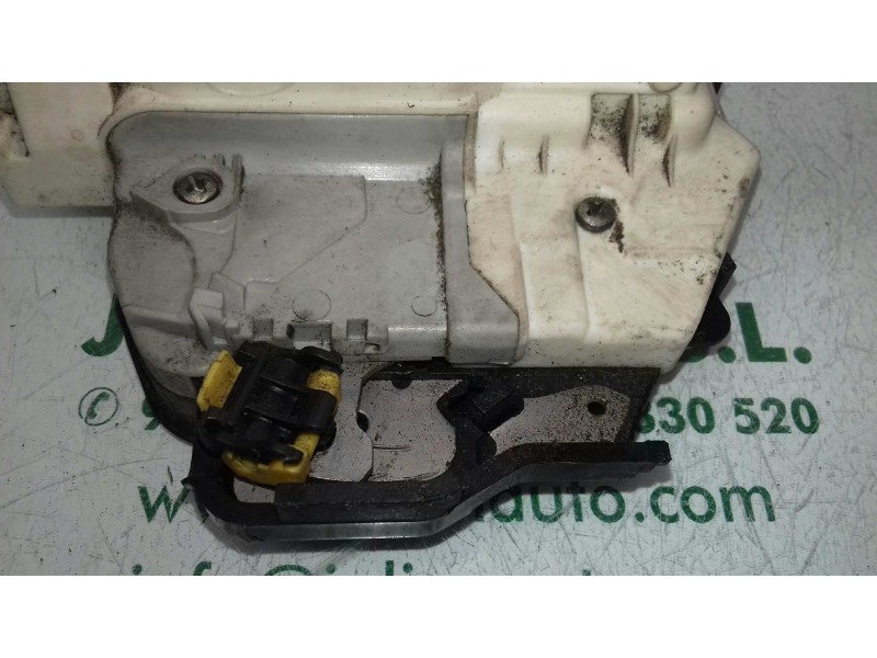 Recambio de cerradura puerta trasera derecha para seat exeo berlina (3r2) style referencia OEM IAM 8E0839016AA 4+3 PINES BLANCO