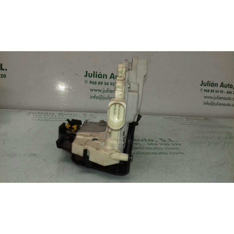 Recambio de cerradura puerta trasera derecha para seat exeo berlina (3r2) style referencia OEM IAM 8E0839016AA 4+3 PINES BLANCO
