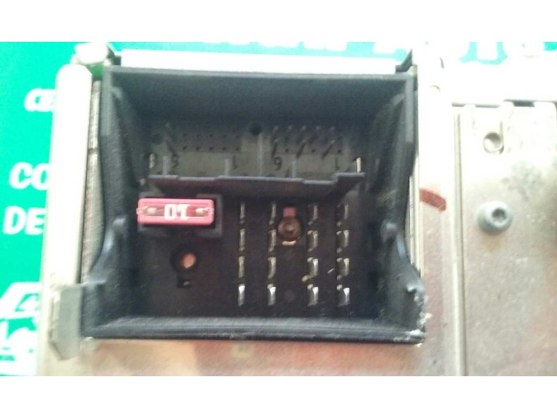 Recambio de sistema audio / radio cd para volkswagen polo (9n3) advance referencia OEM IAM 6Q0035152A RCD200 MP3 BLAUPUNKT