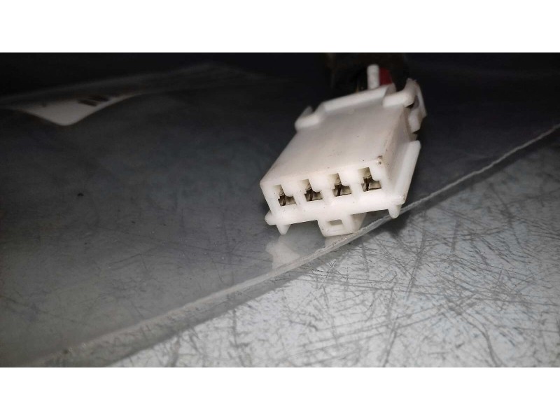 Recambio de sonda lambda para volvo s40 berlina 1.6 referencia OEM IAM 30611510  4 PINES