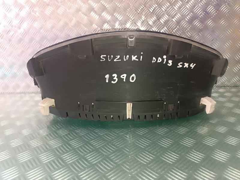 Recambio de cuadro instrumentos para suzuki sx4 rw (ey) gl referencia OEM IAM 3411055L50 A2C5334570012 3411055L5