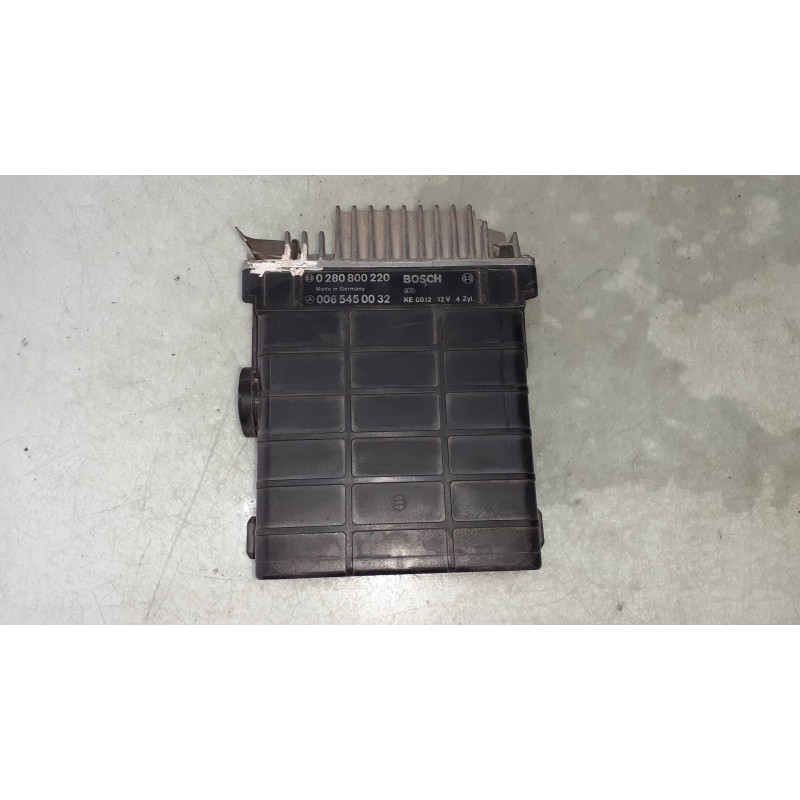 Recambio de centralita motor uce para mercedes-benz clase c (w201) berlina e 190 (201.024) referencia OEM IAM 0280800220 0065450