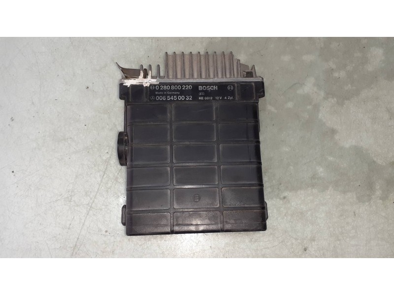 Recambio de centralita motor uce para mercedes-benz clase c (w201) berlina e 190 (201.024) referencia OEM IAM 0280800220 0065450
