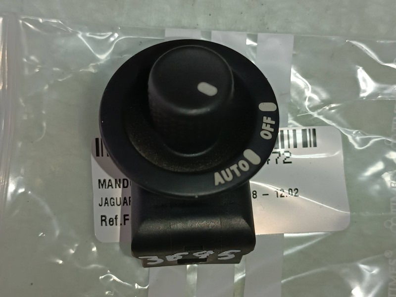 Recambio de mando retrovisor para jaguar s-type 3.0 v6 referencia OEM IAM XR836465AA  CONECTOR 3 PINES