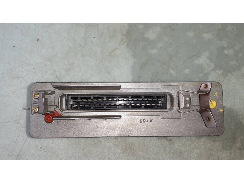 Recambio de centralita abs para porsche 944 referencia OEM IAM 92861811904 7428174 0265103013