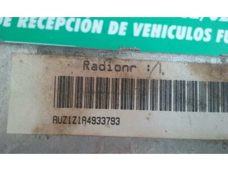 Recambio de sistema audio / radio cd para audi allroad quattro (4b5) 2.5 tdi (132kw) referencia OEM IAM 4B0035192H RADIO NAVIGAT