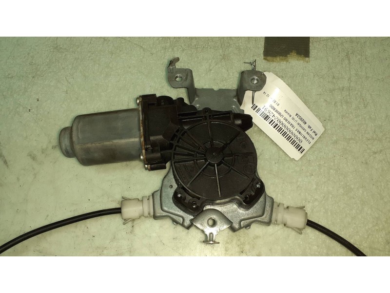 Recambio de elevalunas trasero izquierdo para nissan qashqai (j10) acenta referencia OEM IAM 402053A ARVINMERITOR ELECTRICO
