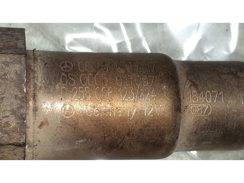 Recambio de sonda lambda para mercedes-benz clase a (w168) 190 (168.032) referencia OEM IAM 0015403717 0S000501T097 0258006123