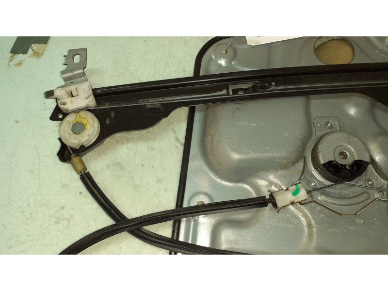 Recambio de elevalunas delantero derecho para nissan qashqai (j10) acenta referencia OEM IAM 80770JD00A  ELECTRICO