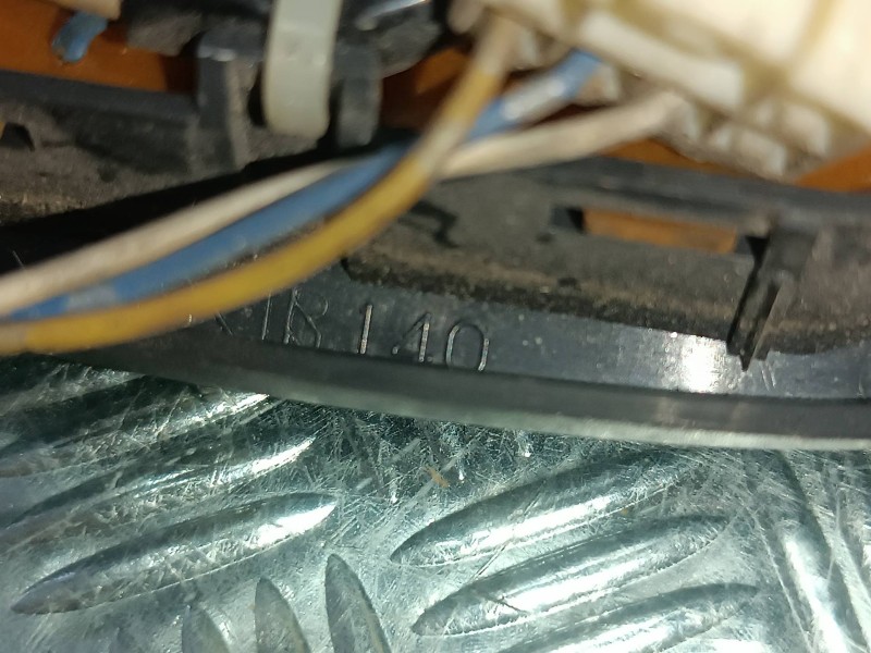 Recambio de interruptor para toyota yaris (ncp1/nlp1/scp1) 1.3 expo referencia OEM IAM  CONECTOR 3 PINES VELOCIMETRO