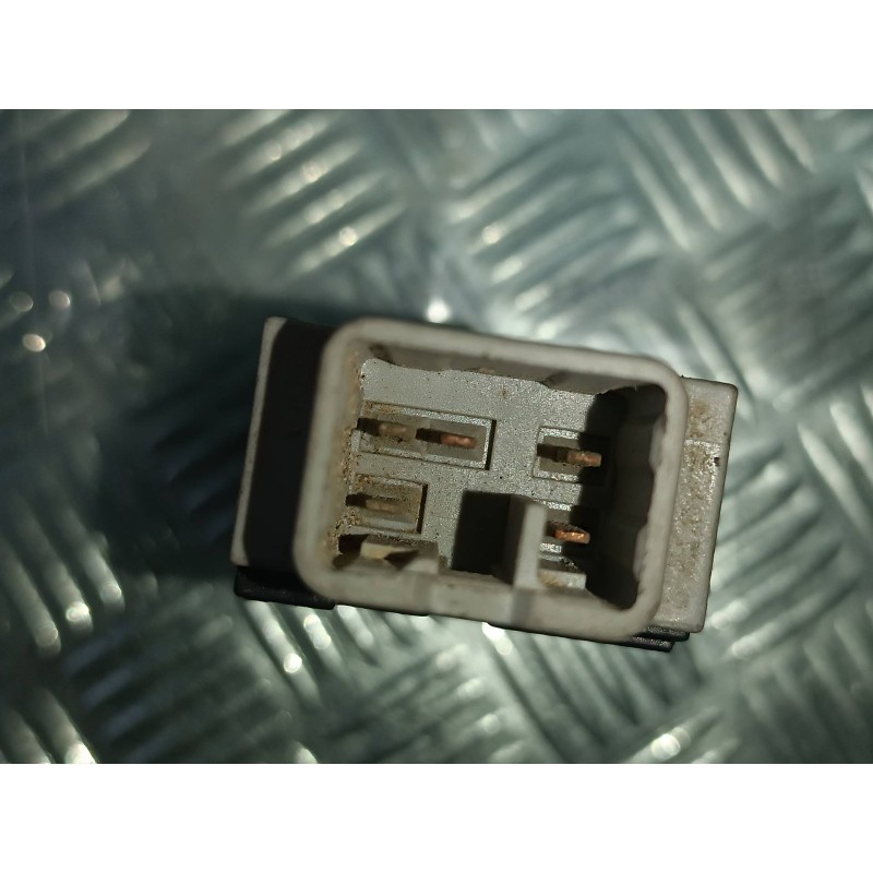 Recambio de interruptor para toyota avensis berlina (t25) 2.0 d4-d executive sedán (4-ptas) referencia OEM IAM 153261 153337 CAL