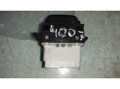 Recambio de mando elevalunas delantero izquierdo para renault laguna (b56) 1.8 anade referencia OEM IAM 7700822677B BITRON CONEC 2