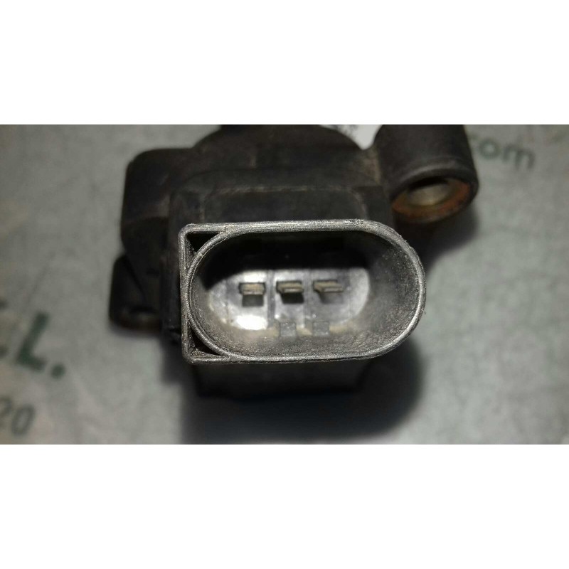 Recambio de bobina encendido para mercedes-benz clase c (w204) berlina c 200 kompressor (204.041) referencia OEM IAM A0001502580
