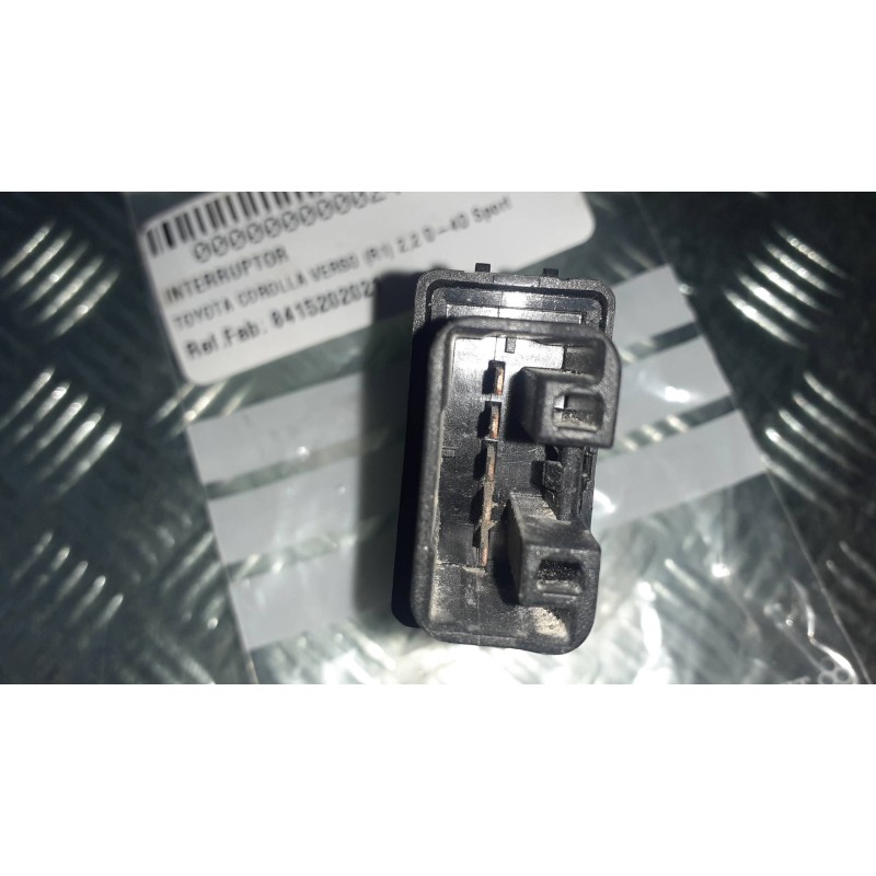 Recambio de interruptor para toyota corolla verso (r1) 2,2 d-4d sport referencia OEM IAM 8415202021 CONECTOR 5 PINES ALTURA FARO