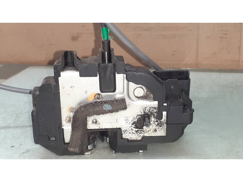 Recambio de cerradura puerta trasera izquierda para nissan qashqai (j10) acenta referencia OEM IAM P32LRLC  