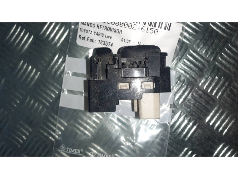 Recambio de mando retrovisor para toyota yaris live referencia OEM IAM 183574 CONECTOR 7 PINES 