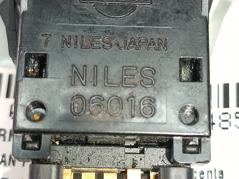 Recambio de warning para nissan primera berlina (p12) acenta referencia OEM IAM 06016 NILES CONECTOR 8 PINES