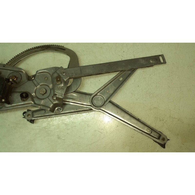 Recambio de elevalunas delantero derecho para bmw serie 3 compacto (e36) 318ti se referencia OEM IAM 190487010 774300007 ELECTRI