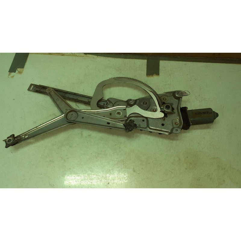 Recambio de elevalunas delantero derecho para bmw serie 3 compacto (e36) 318ti se referencia OEM IAM 190487010 774300007 ELECTRI