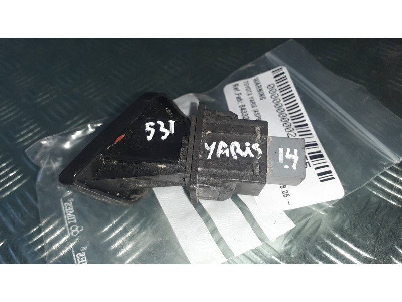 Recambio de warning para toyota yaris (ksp9/scp9/nlp9) básico referencia OEM IAM 843320D020 CONECTOR 4 PINES 