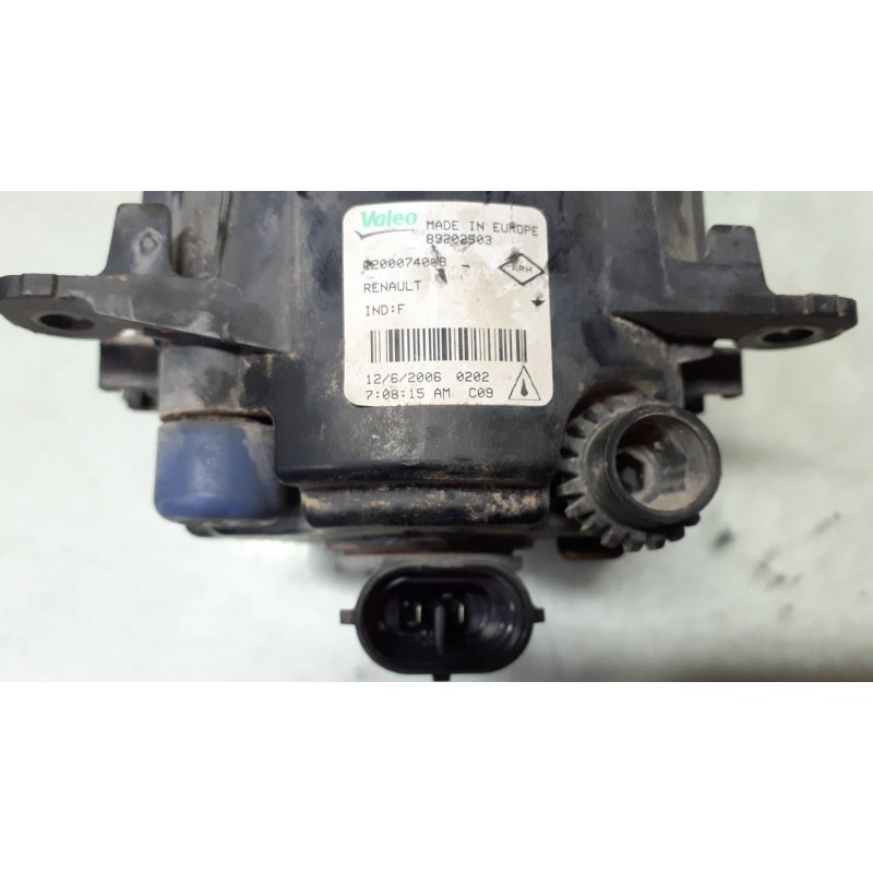 Recambio de faro antiniebla derecho para renault megane ii berlina 3p confort dynamique referencia OEM IAM 8200074008 89210094 8