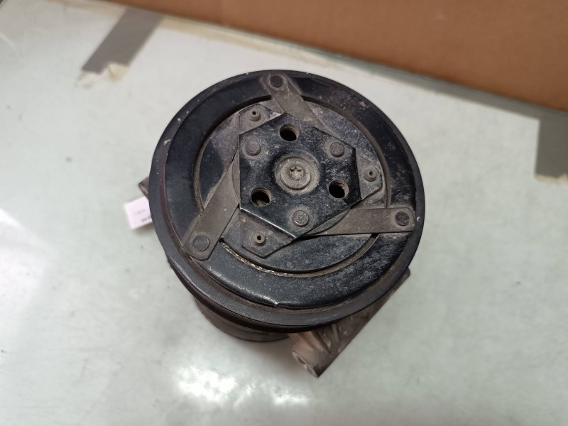 Recambio de compresor aire acondicionado para nissan primera berlina (p12) acenta referencia OEM IAM 8200309193 01140018 DELPHI