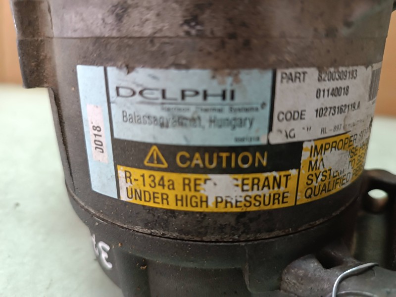 Recambio de compresor aire acondicionado para nissan primera berlina (p12) acenta referencia OEM IAM 8200309193 01140018 DELPHI