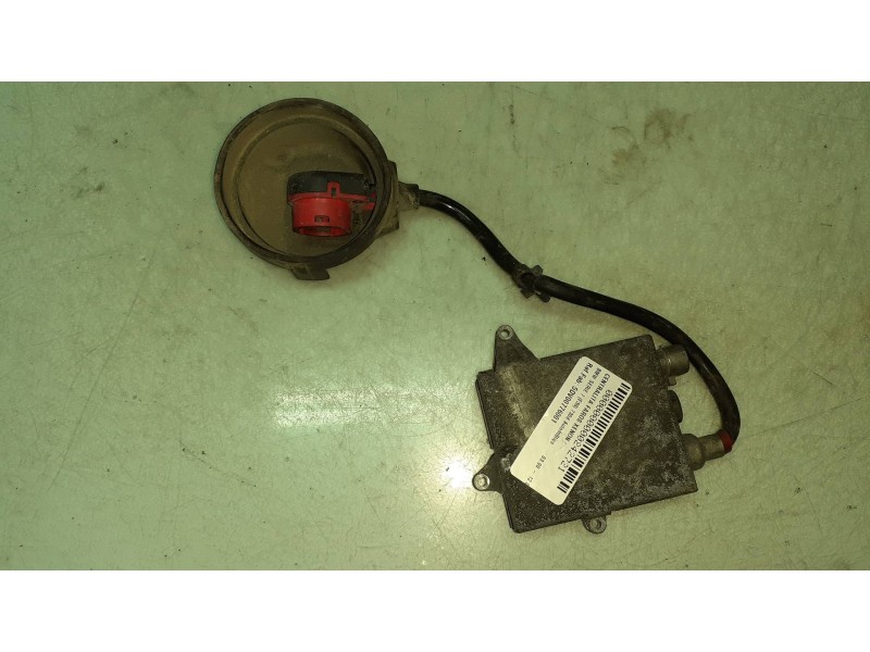 Recambio de centralita faros xenon para bmw serie 7 (e38) 730d automático referencia OEM IAM 5DV00776001  HELLA