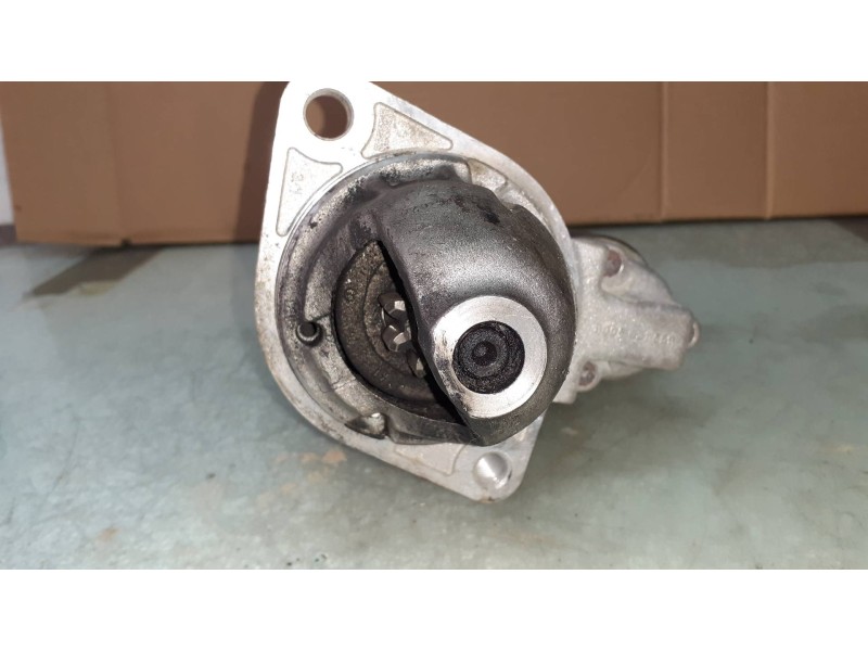 Recambio de motor arranque para bmw serie 3 berlina (e90) 320i referencia OEM IAM A7148 12417589353 BOSCH