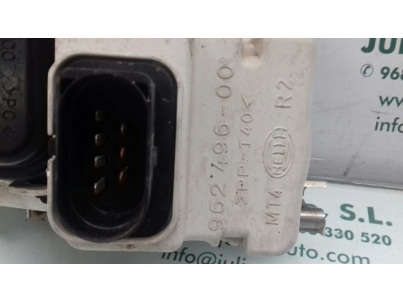 Recambio de faro derecho para volkswagen polo berlina (6n1) básico referencia OEM IAM 6N1941016A 96249600 HELLA